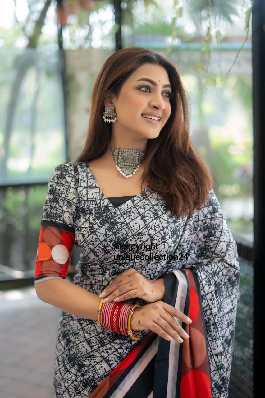 সবুজ-হলুদ কম্বিনেশন ক্লাসিক টাঙ্গাইল শাড়ি - Image 7